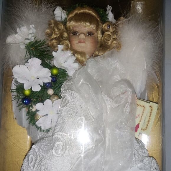 COLLECTOR's CHOICE Fine Bisque Porcelain 14" Winged Fairy Princess Doll. Packagi - Picture 4 of 12